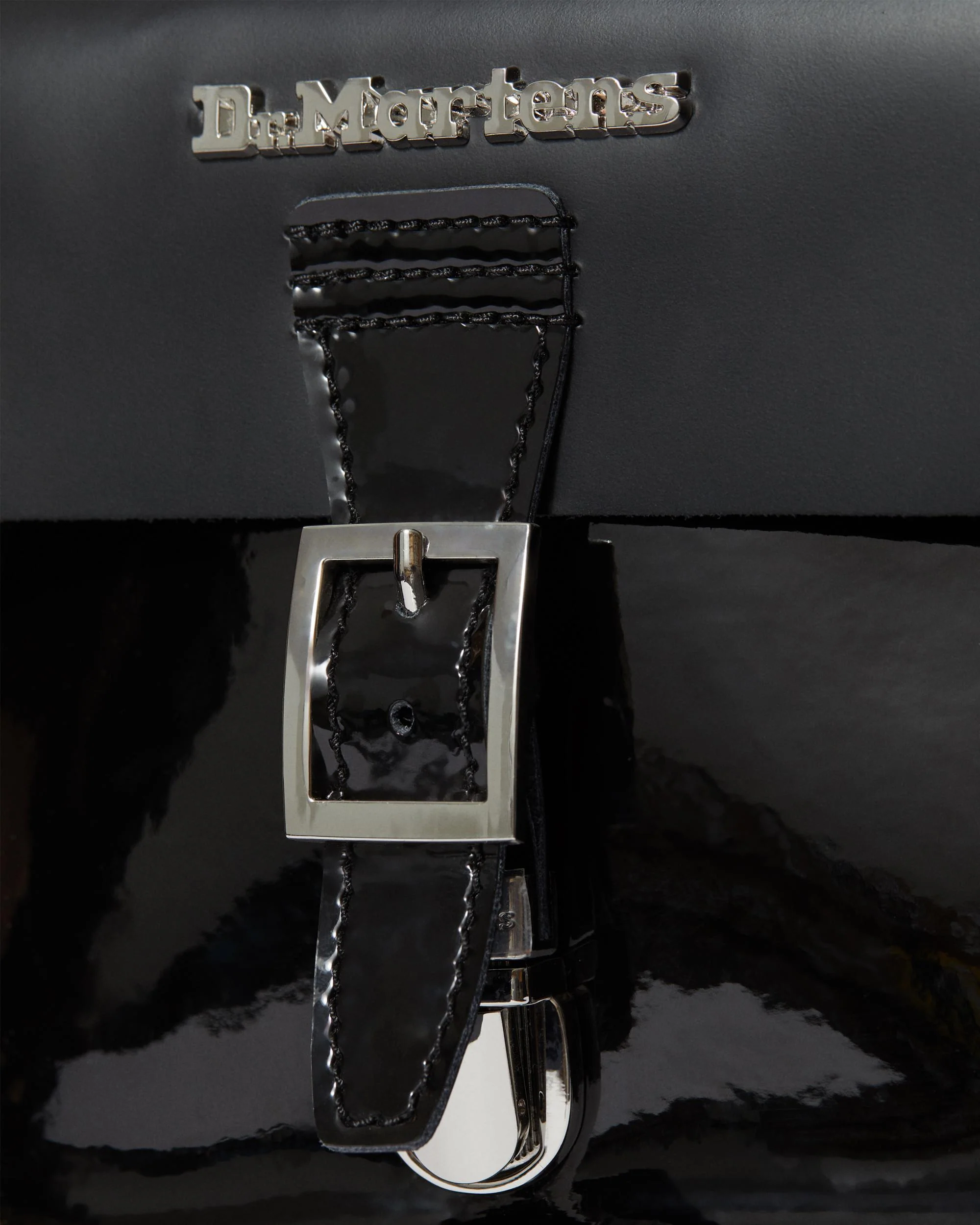 Kiev Smooth Leather Heart Shaped Bag - Image 5